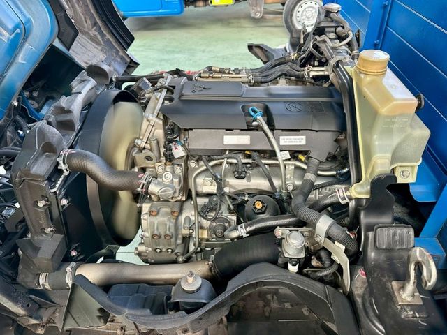 正5噸 堅達 14.5呎 自排 盲點偵測 四向攝影鏡頭 一手車實跑15萬7里程保證  第19張相片