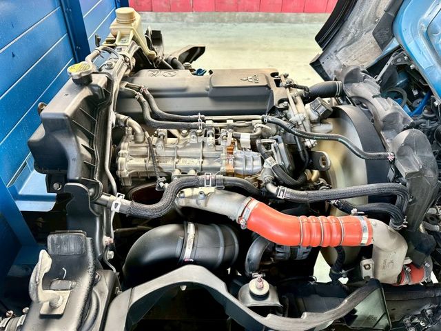 正5噸 堅達 14.5呎 自排 盲點偵測 四向攝影鏡頭 一手車實跑15萬7里程保證  第20張相片