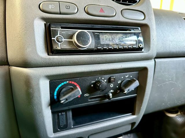 菱利1.3 實跑17萬4里程保證 -25℃冷凍箱 車箱左右兩側開門  第10張相片