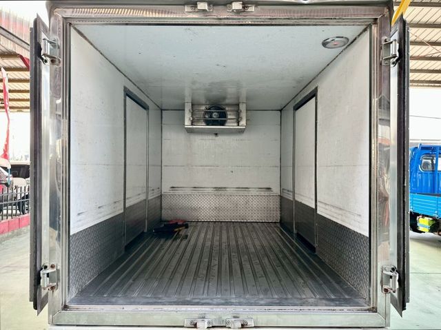 菱利1.3 實跑17萬4里程保證 -25℃冷凍箱 車箱左右兩側開門  第15張相片