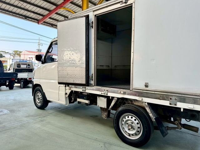 菱利1.3 實跑17萬4里程保證 -25℃冷凍箱 車箱左右兩側開門  第17張相片