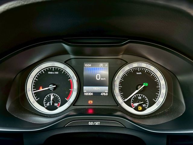 大棕熊 2.0TSi 七人座 一手車實跑16萬5里程保證 IKEY ACC跟車 盲點偵測 雙電動椅 全景天窗 環景攝影  第11張相片