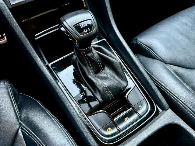 大棕熊 2.0TSi 七人座 一手車實跑16萬5里程保證 IKEY ACC跟車 盲點偵測 雙電動椅 全景天窗 環景攝影  第18張相片