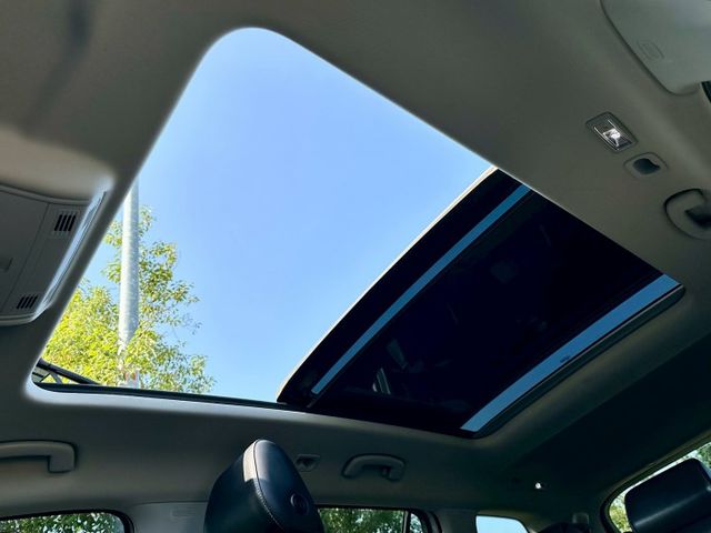 大棕熊 2.0TSi 七人座 一手車實跑16萬5里程保證 IKEY ACC跟車 盲點偵測 雙電動椅 全景天窗 環景攝影  第19張相片