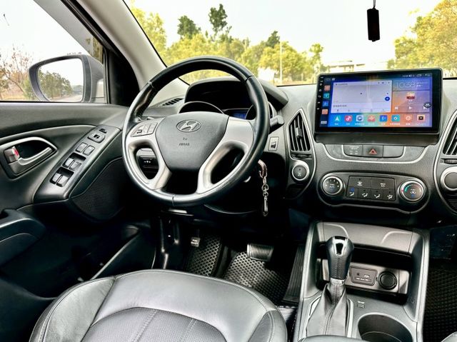 2.0柴油渦輪 一手車實跑11萬6里程保證 環景攝影 安卓主機 方向盤音響快控  第11張相片