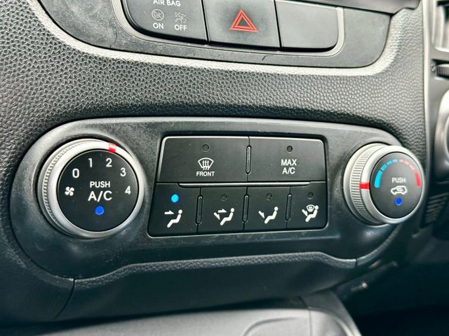 2.0柴油渦輪 一手車實跑11萬6里程保證 環景攝影 安卓主機 方向盤音響快控  第16張相片