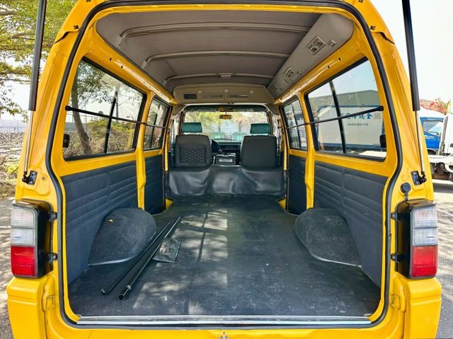 得利卡 2人座貨車版 廂車 一手車實跑12萬9里程保證  第9張相片