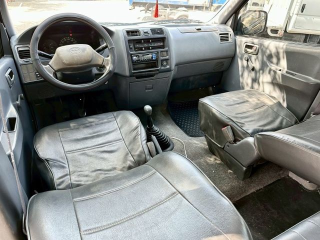 海力士 手排 實跑38萬里程保證 大空間 便宜商用車  第11張相片