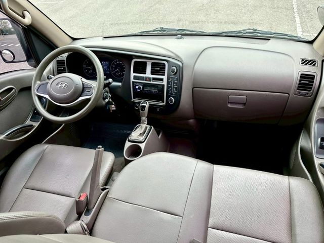 小霸王 雙廂6人座 自排 升降尾門 一手車實跑6萬4里程保證  第10張相片