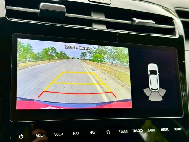 1.6渦輪 GLT-A 一手車實跑5萬6里程保證 ACC跟車 車道維持輔助 IKEY 倒車顯影 換檔撥片 盲點偵測 6安  第15張相片