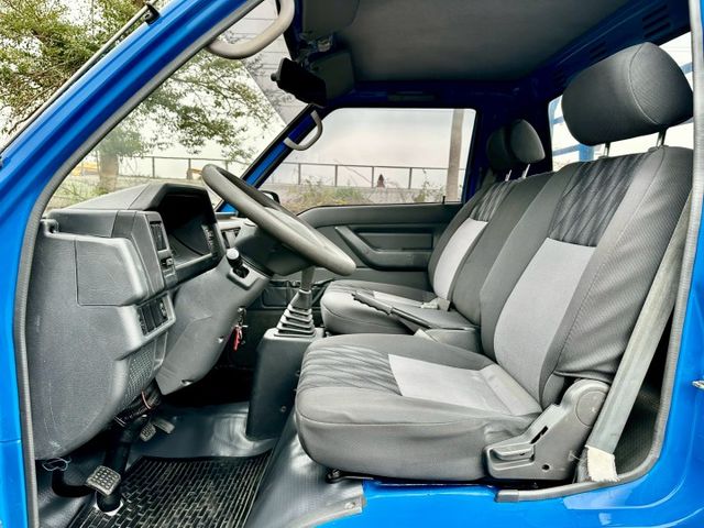 得利卡 升降尾門 一手車實跑21萬7里程保證  第6張相片