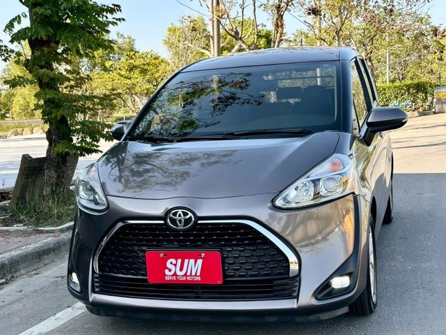 SIENTA1.5 一手車實跑8萬3里程保證 IKEY 倒車雷達 LED尾燈  第1張相片