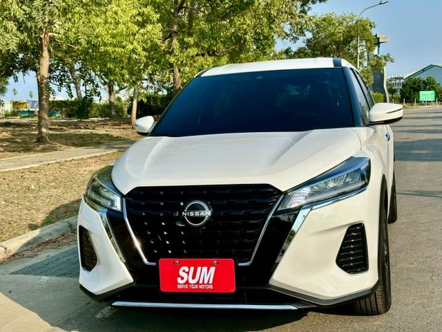 2023年式 卓越版 一手車實跑4萬2里程保證 IKEY ACC跟車 車偏警示 倒車顯影 LED頭尾燈 方向盤音響快控  第1張相片