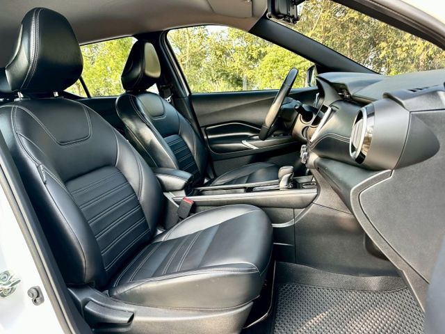 2023年式 卓越版 一手車實跑4萬2里程保證 IKEY ACC跟車 車偏警示 倒車顯影 LED頭尾燈 方向盤音響快控  第6張相片