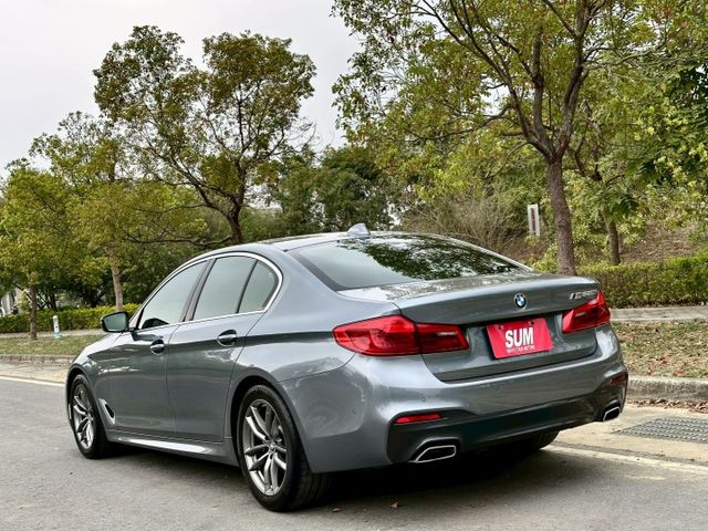 520i MSPORT 實跑8萬6里程保證 5AT ACC跟車 車偏輔助 換檔撥片 雙前座電動椅/駕駛座記憶 電尾門  第4張相片