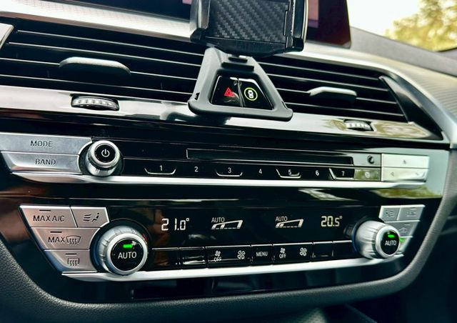 520i MSPORT 實跑8萬6里程保證 5AT ACC跟車 車偏輔助 換檔撥片 雙前座電動椅/駕駛座記憶 電尾門  第16張相片