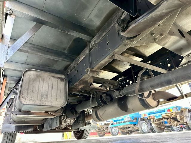 中華新達 3噸半 14呎 一手車實跑20萬里程保證  第17張相片