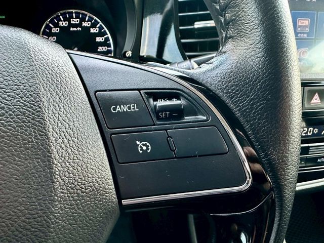 OUTLANDER 一手車原廠紀錄實跑8萬2里程保證 IKEY 定速巡航 影音主機 數位電視 衛星導航 倒車顯影  第12張相片