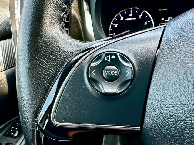 OUTLANDER 一手車原廠紀錄實跑8萬2里程保證 IKEY 定速巡航 影音主機 數位電視 衛星導航 倒車顯影  第13張相片