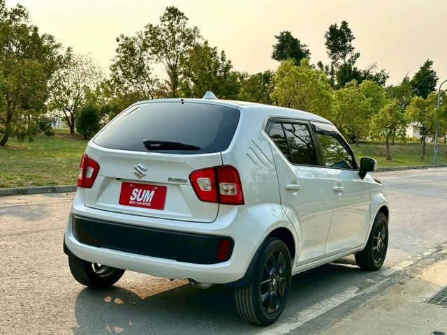 日系進口小車 市區好停車 車長僅3米7 一手車實跑8萬5里程保證 IKEY 定速巡航 恆溫空調 LED頭燈 循跡防滑  第3張相片