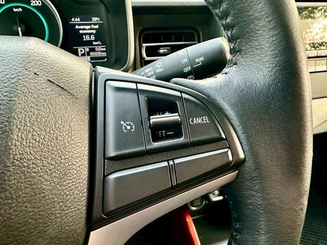 日系進口小車 市區好停車 車長僅3米7 一手車實跑8萬5里程保證 IKEY 定速巡航 恆溫空調 LED頭燈 循跡防滑  第14張相片