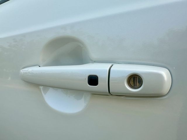 日系進口小車 市區好停車 車長僅3米7 一手車實跑8萬5里程保證 IKEY 定速巡航 恆溫空調 LED頭燈 循跡防滑  第20張相片