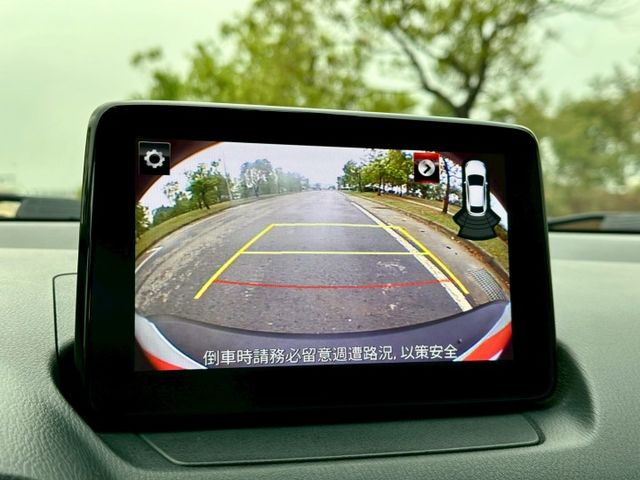 CX3 小改款 尊榮型 一手車實跑17萬里程保證 免鑰匙啟動 LED頭尾燈 盲點偵測 衛星導航 倒車顯影 電子手剎車  第15張相片