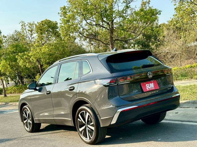 330TSi 一手車實跑8千7里程保證 ACC跟車 車道維持 雙前座電動椅/冷熱通風/按摩椅 環景攝影 盲點偵測  第4張相片