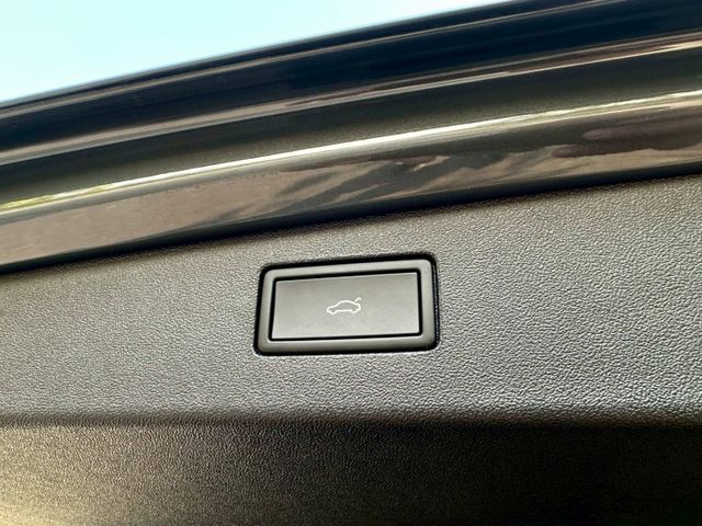 330TSi 一手車實跑8千7里程保證 ACC跟車 車道維持 雙前座電動椅/冷熱通風/按摩椅 環景攝影 盲點偵測  第8張相片