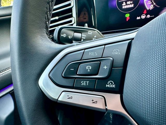 330TSi 一手車實跑8千7里程保證 ACC跟車 車道維持 雙前座電動椅/冷熱通風/按摩椅 環景攝影 盲點偵測  第11張相片