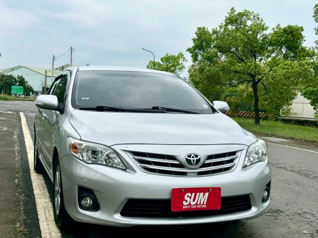 10.5代 國民神車 跑少少少 實跑4萬6里程保證 前後駐車雷達 定速巡航 恆溫空調 抬頭顯示器  第2張相片