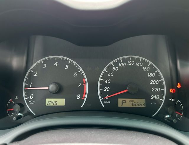 10.5代 國民神車 跑少少少 實跑4萬6里程保證 前後駐車雷達 定速巡航 恆溫空調 抬頭顯示器  第12張相片