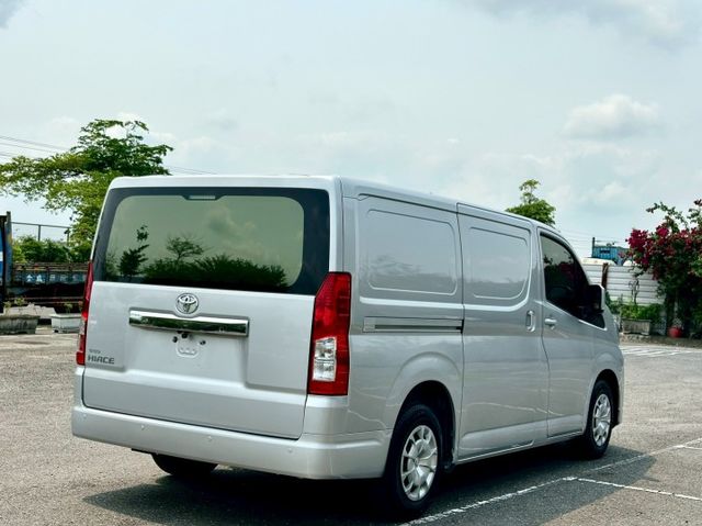 豪華版3人座 後廂大空間 里程保證 四向攝影鏡頭 安卓主機 倒車顯影 電折後視鏡  第3張相片