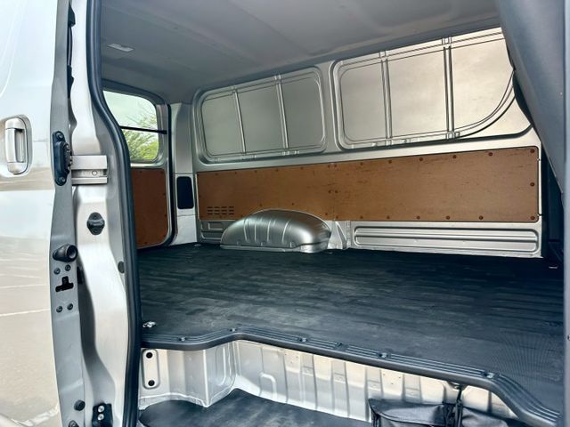 豪華版3人座 後廂大空間 里程保證 四向攝影鏡頭 安卓主機 倒車顯影 電折後視鏡  第7張相片