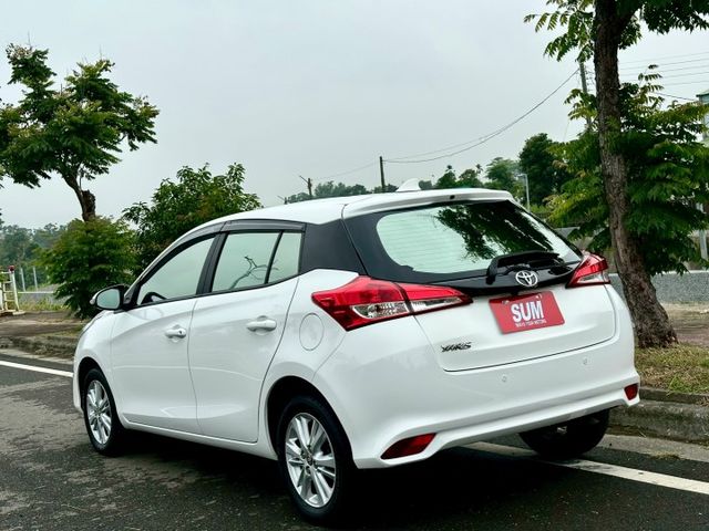 一手車實跑13萬里程保證 原廠影音主機 倒車顯影 衛星導航 前後駐車雷達 抬頭顯示器  第4張相片