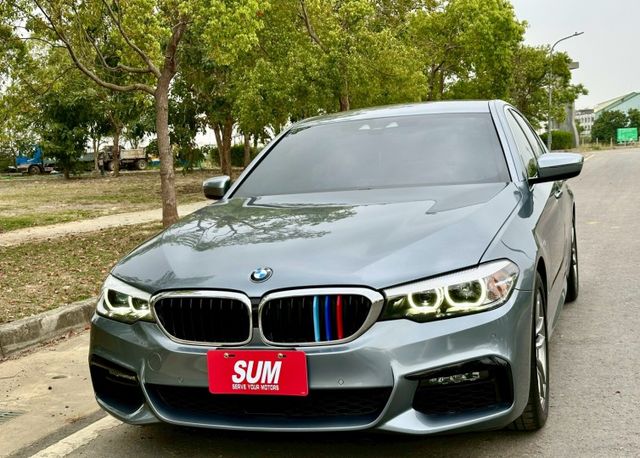520i MSPORT 實跑8萬6里程保證 5AT ACC跟車 車偏輔助 換檔撥片 雙前座電動椅/駕駛座記憶 電尾門  第1張相片
