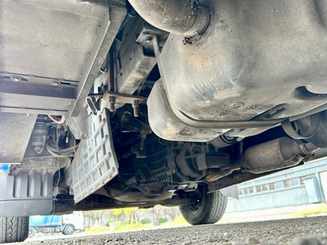 小霸王 3.25噸 電動歐翼 實跑21萬7里程保證  第18張相片