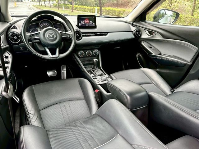 CX3 小改款 尊榮型 一手車實跑17萬里程保證 免鑰匙啟動 LED頭尾燈 盲點偵測 衛星導航 倒車顯影 電子手剎車  第8張相片