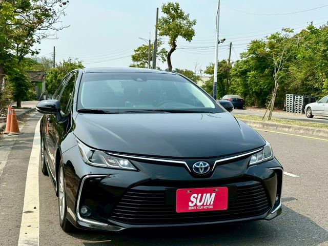 12代 油電尊爵版 一手車原廠紀錄實跑6萬8里程保證 IKEY ACC跟車 車道維持輔助 恆溫空調 自動遠光燈 盲點偵測  第2張相片