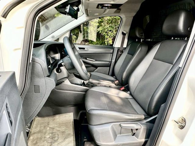 CADDY 1.5TSi 2人座貨車版 手排 一手車原廠紀錄實跑7萬4里程保證 原廠保固到2026.03  第5張相片