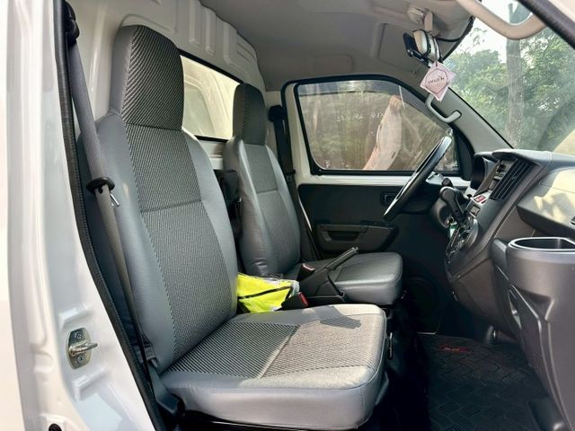 TOWNACE 自排 揹箱 一手車原廠紀錄實跑2萬8里程保證 原廠保固中 雙安 LED頭燈 循跡防滑 箱子左右兩側開門  第6張相片