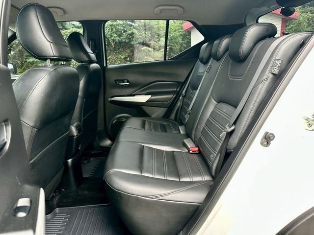 豪華版 一手車實跑4萬3里程保證 IKEY 全新安卓主機 環景攝影 6安 抬頭顯示器 恆溫空調  第7張相片