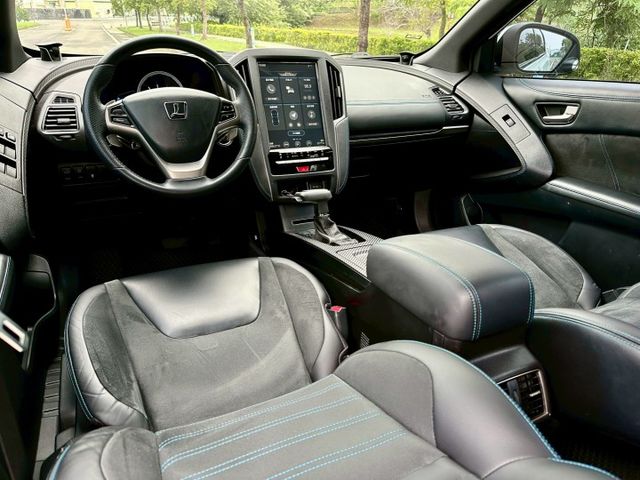 U6 GT AERO 一手車原廠紀錄實跑6萬里程保證 IKEY 定速巡航 自動停車輔助 環景攝影 電尾門 換檔撥片 導航  第9張相片