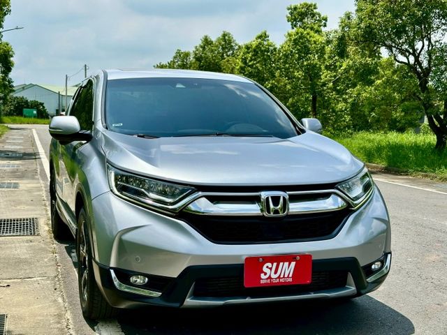 S版 一手車原廠紀錄實跑6萬4里程保證 IKEY ACC跟車 車道維持輔助 全景天窗 電動尾門 盲點偵測 換檔撥片  第2張相片