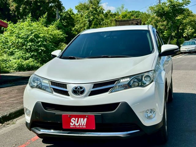 RAV4 一手車實跑16萬8里程保證 IKEY 定速巡航 駕駛座電動椅 前後駐車雷達 恆溫空調 倒車顯影 衛星導航  第1張相片