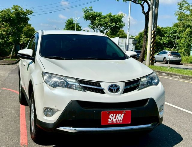 RAV4 一手車實跑16萬8里程保證 IKEY 定速巡航 駕駛座電動椅 前後駐車雷達 恆溫空調 倒車顯影 衛星導航  第2張相片