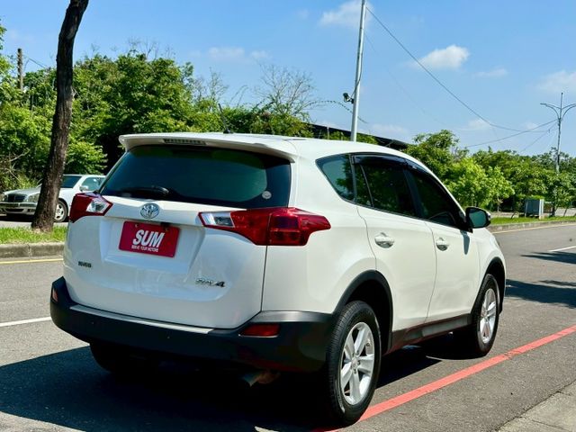 RAV4 一手車實跑16萬8里程保證 IKEY 定速巡航 駕駛座電動椅 前後駐車雷達 恆溫空調 倒車顯影 衛星導航  第3張相片