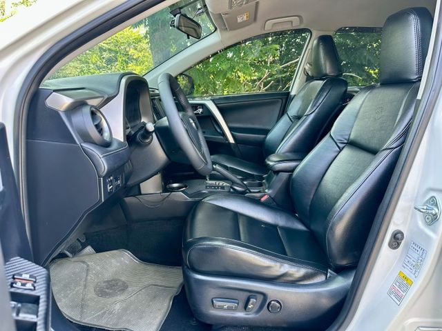 RAV4 一手車實跑16萬8里程保證 IKEY 定速巡航 駕駛座電動椅 前後駐車雷達 恆溫空調 倒車顯影 衛星導航  第5張相片