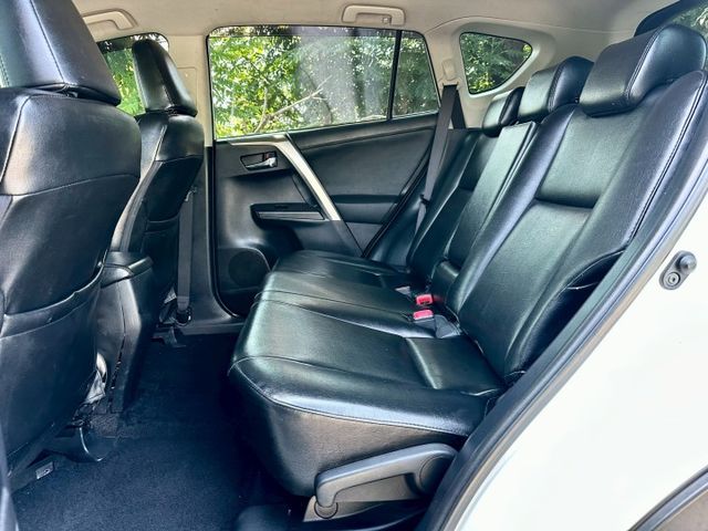 RAV4 一手車實跑16萬8里程保證 IKEY 定速巡航 駕駛座電動椅 前後駐車雷達 恆溫空調 倒車顯影 衛星導航  第6張相片