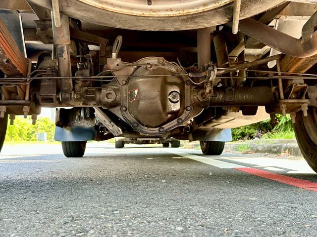 得利卡2.4 揹箱 一手車實跑9萬里程保證  第17張相片